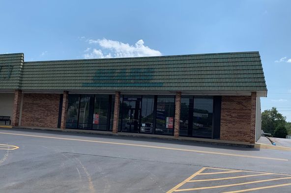 Fort Williams Square - Sylacauga, AL: 1301-1395 W Fort William St, Sylacauga, AL 35150